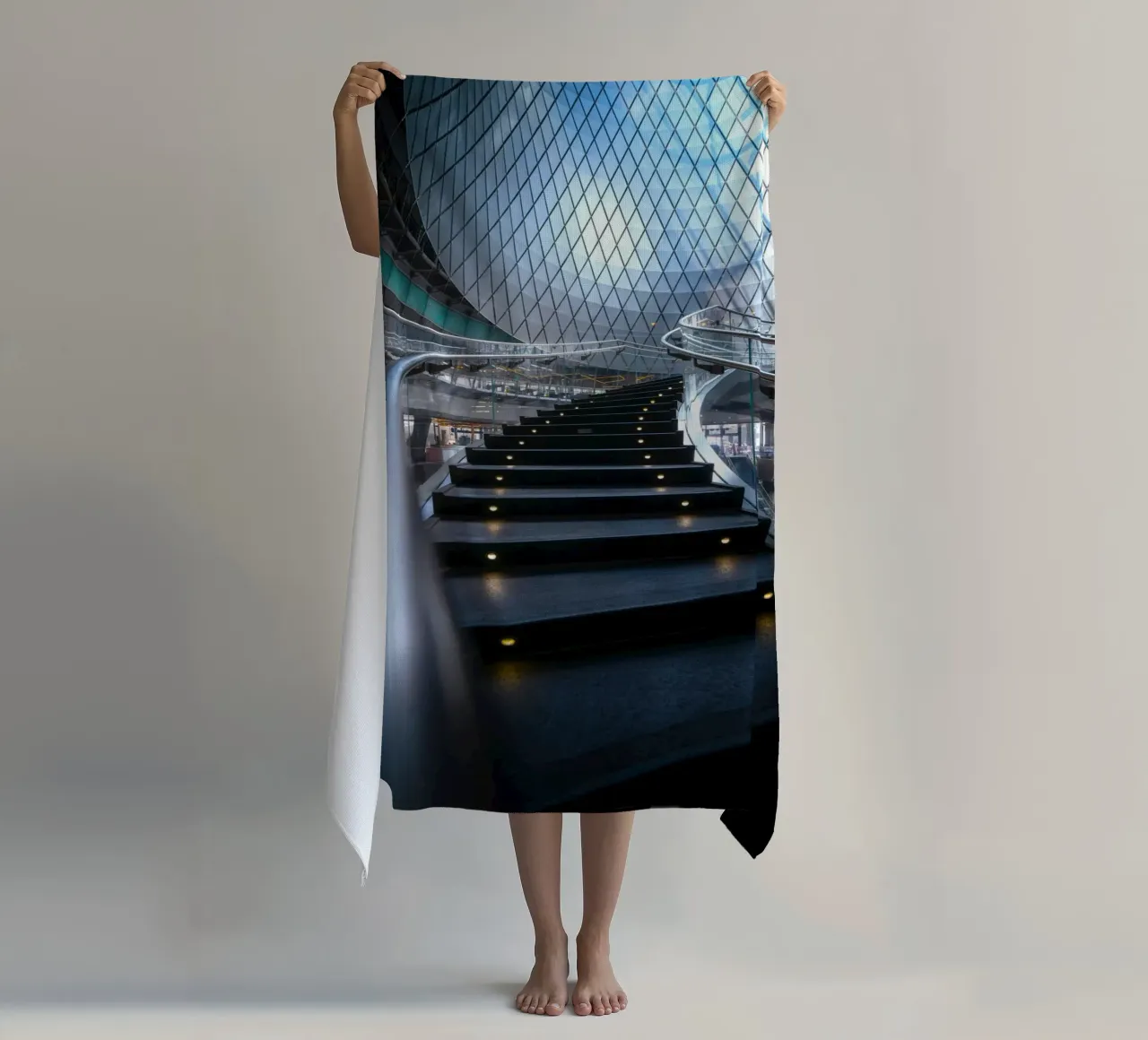 ringhiere in metallo per scale curve telo mare da Earthly Visions