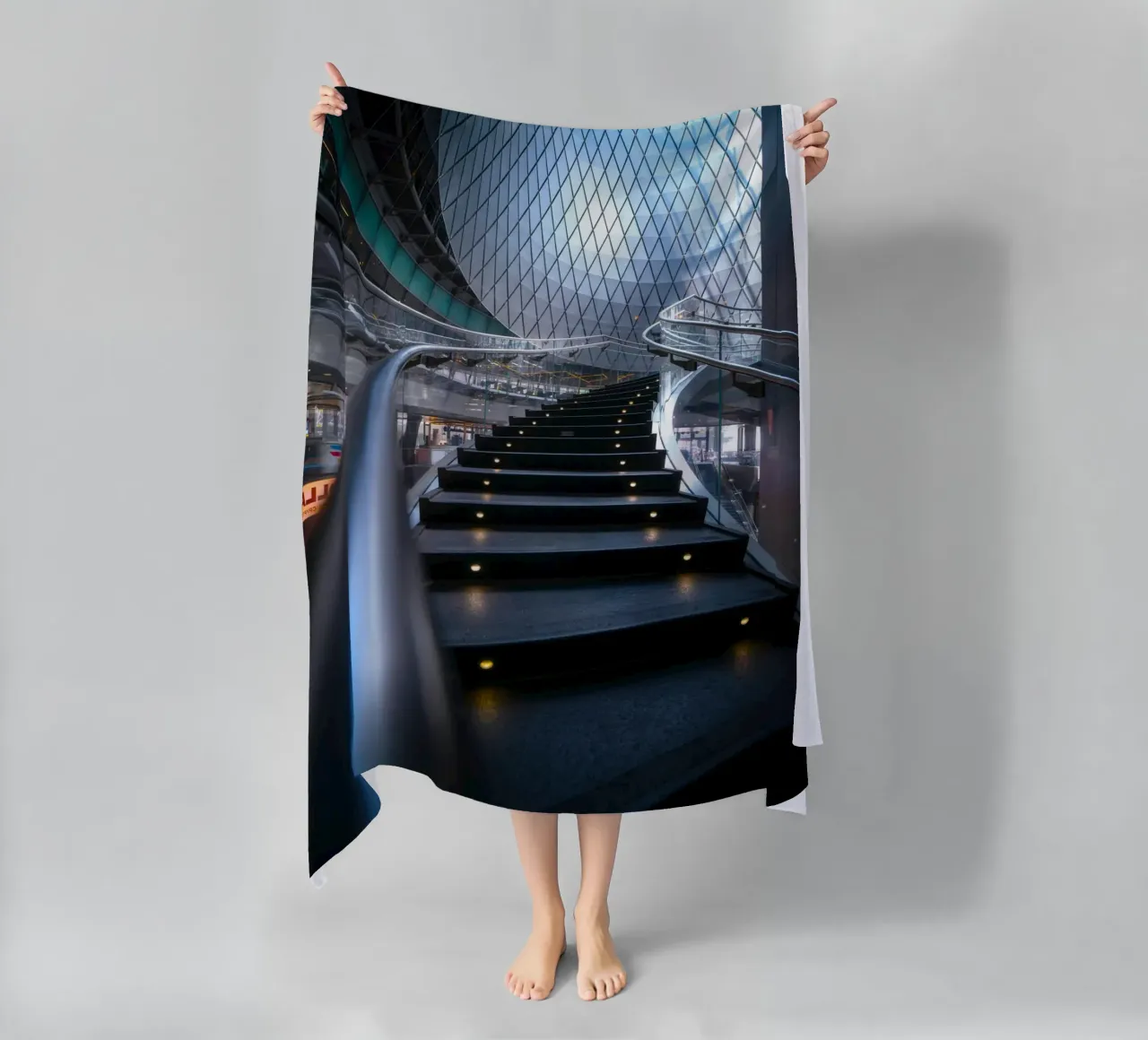 ringhiere in metallo per scale curve telo mare da Earthly Visions