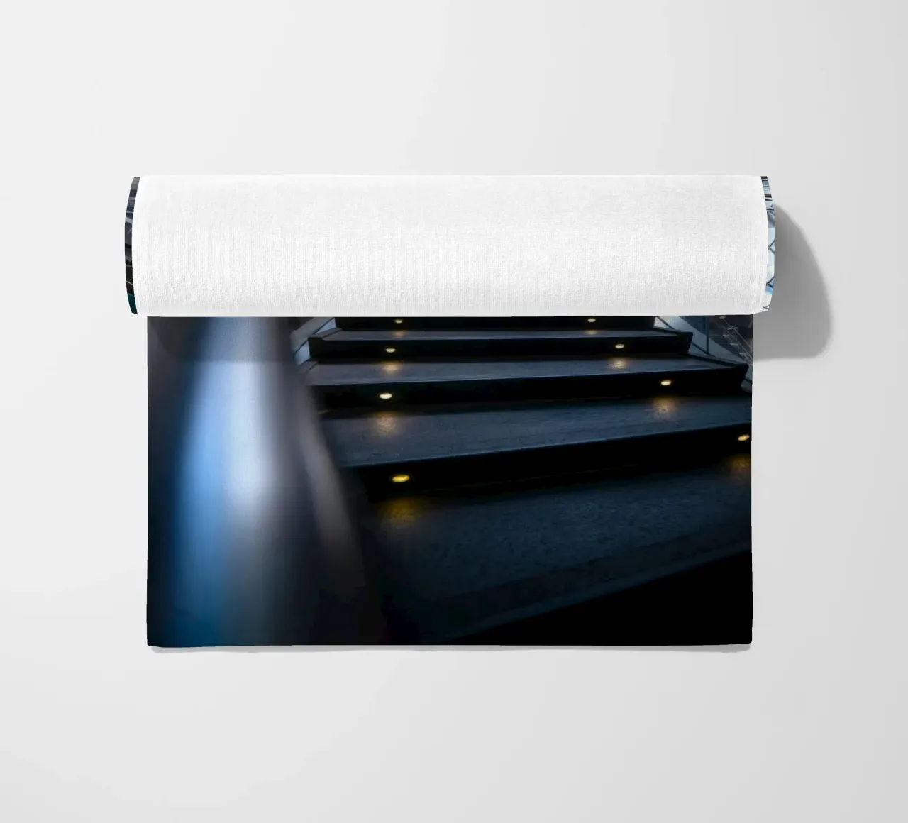 ringhiere in metallo per scale curve telo mare da Earthly Visions