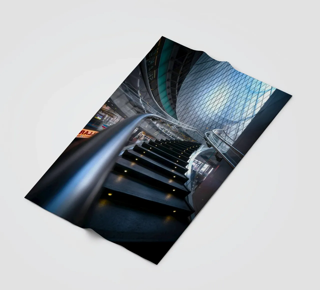 ringhiere in metallo per scale curve coperta in pile da Earthly Visions