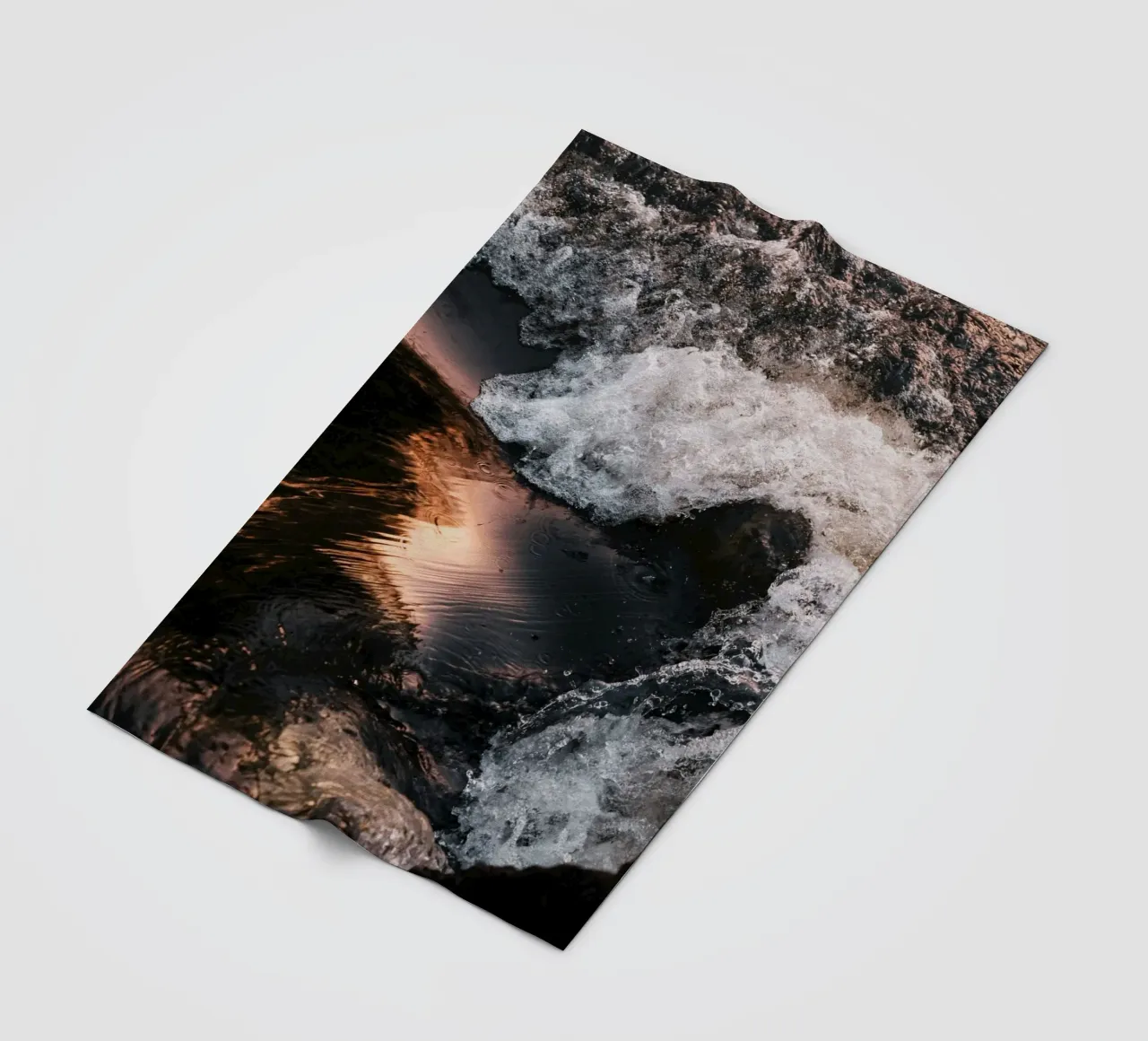 onde d'acqua coperta in pile da Earthly Visions