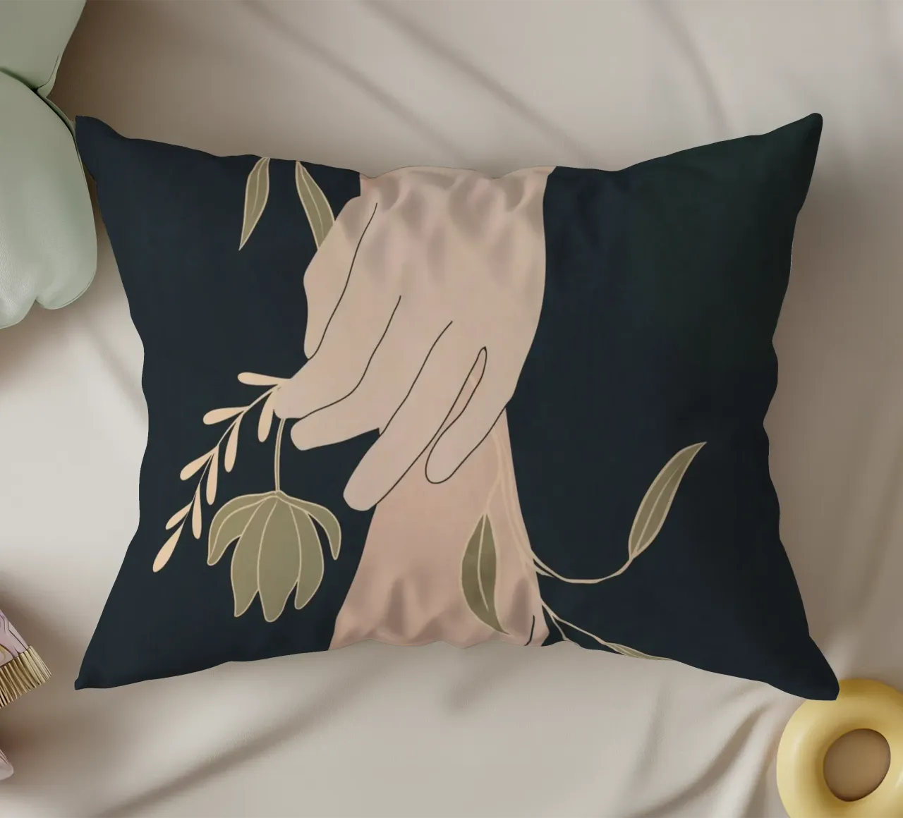 Mano in fiore 2 cuscino da LeaDArt