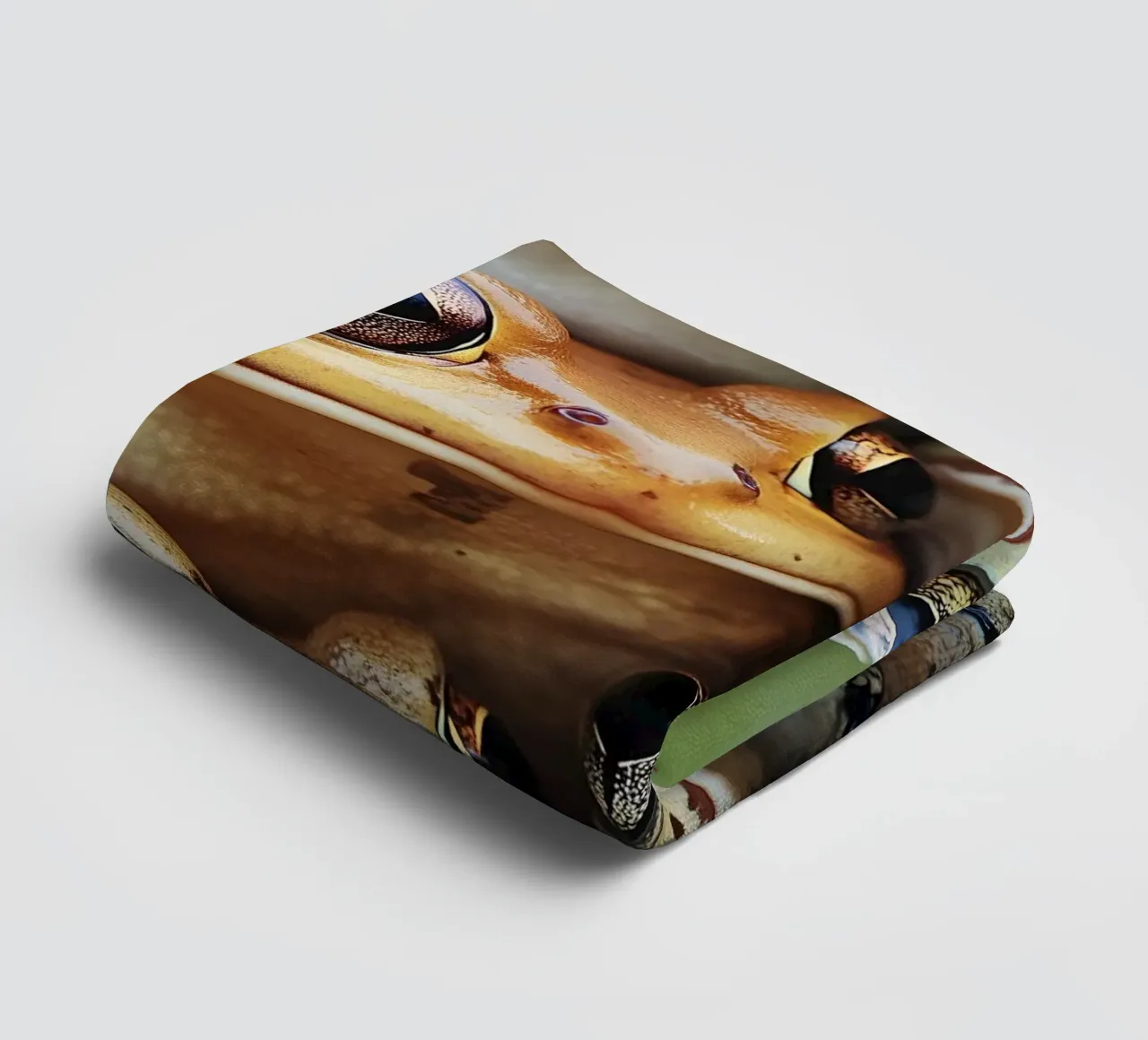 Groupe de grenouilles aux grands yeux serviette de bain de pixelbull - medieval art and more