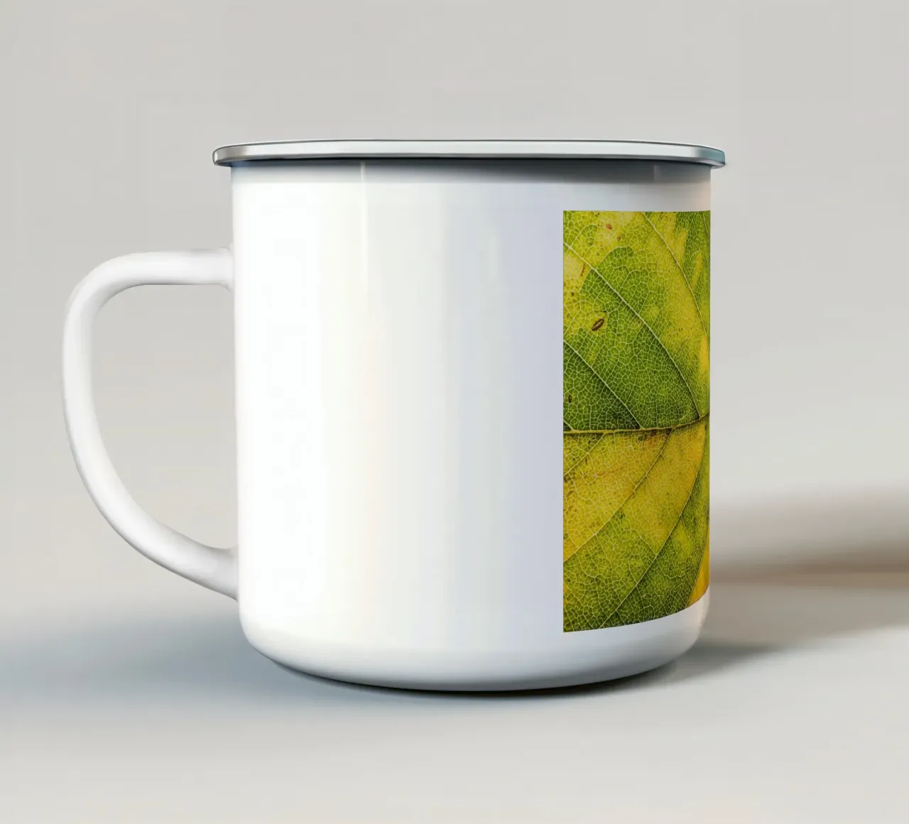 Herbstliches Blatt mit grün-gelbem Farbverlauf tazza in smalto da Bilderwelt - Kunst für die Wand
