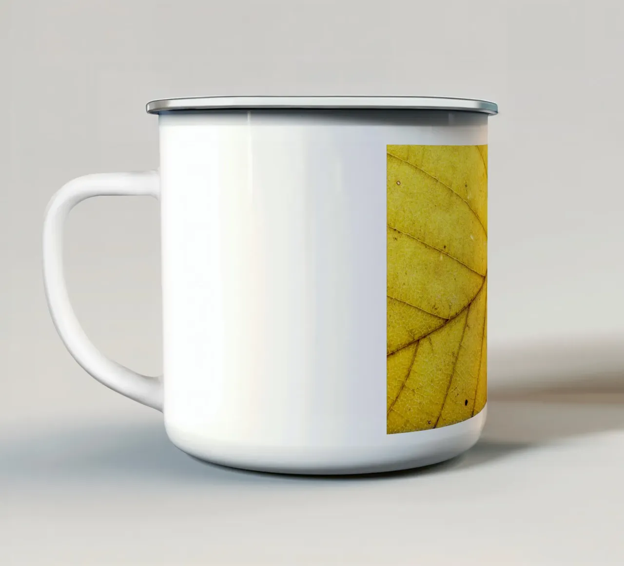 Gelbes Blatt mit feinem Adergeflecht tazza in smalto da Bilderwelt - Kunst für die Wand