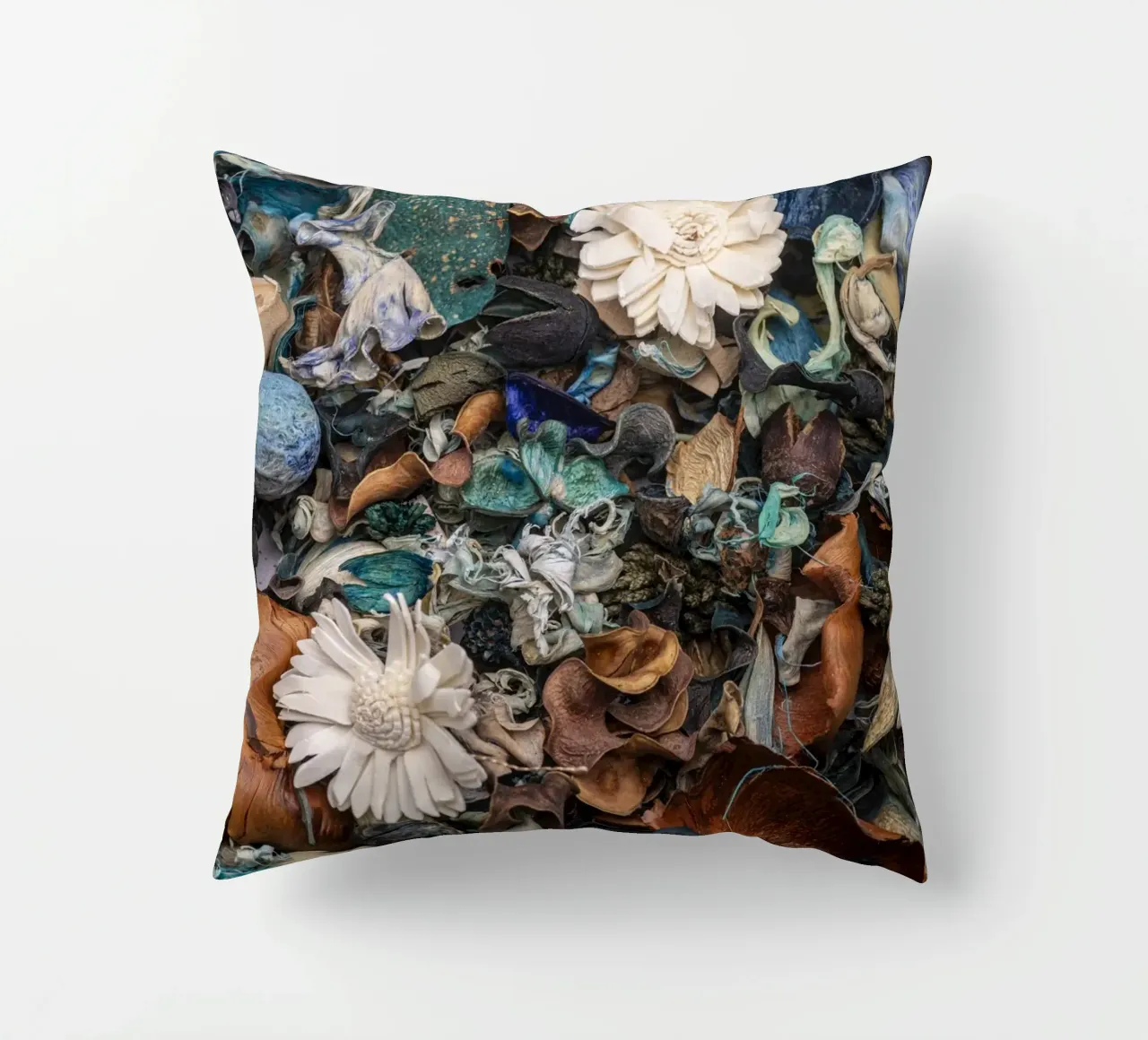 Composizione di fiori secchi con accenti bianchi cuscino da Bilderwelt - Kunst für die Wand