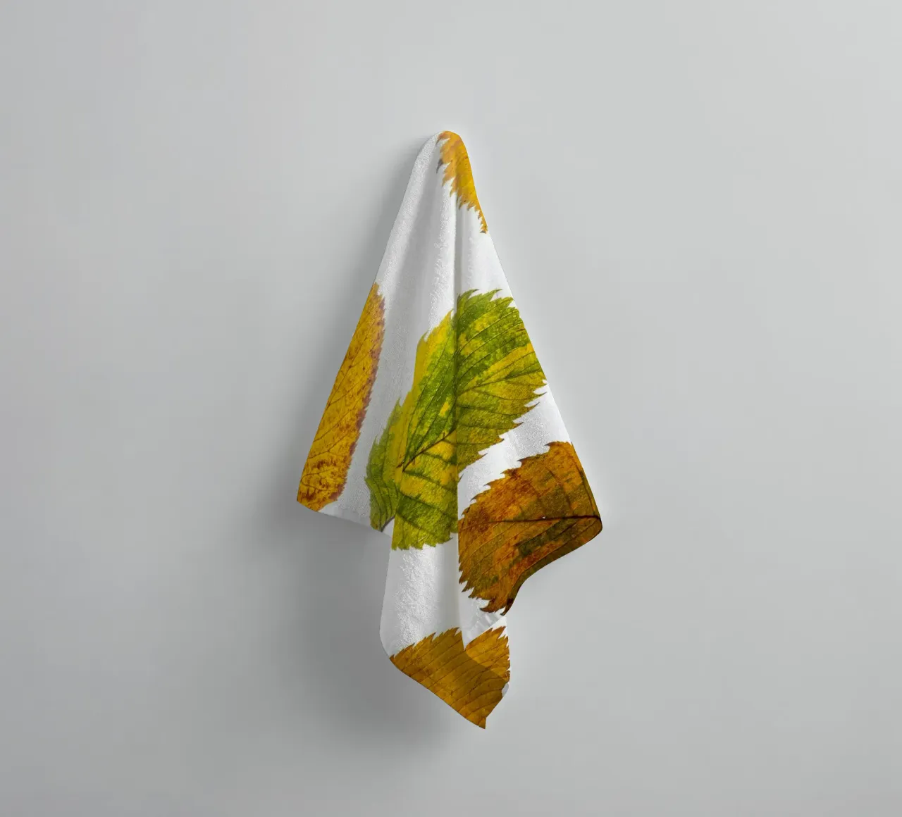 Foglie d'autunno in variazione sul bianco asciugamano da bagno da Bilderwelt - Kunst für die Wand