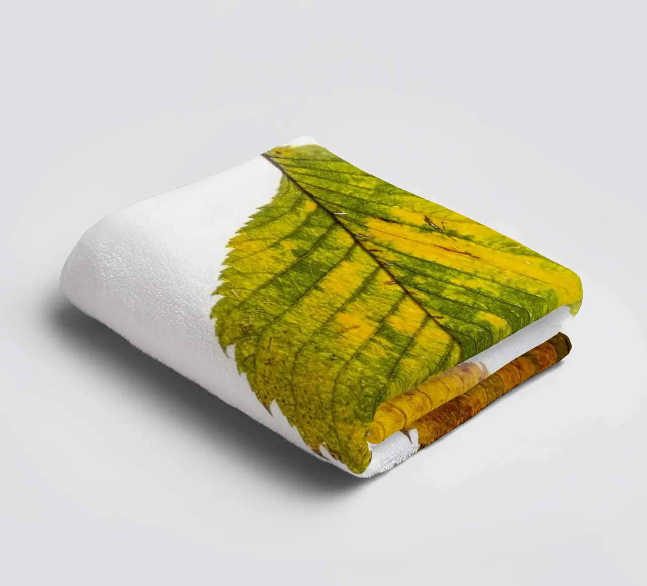 Foglie d'autunno in variazione sul bianco asciugamano da bagno da Bilderwelt - Kunst für die Wand