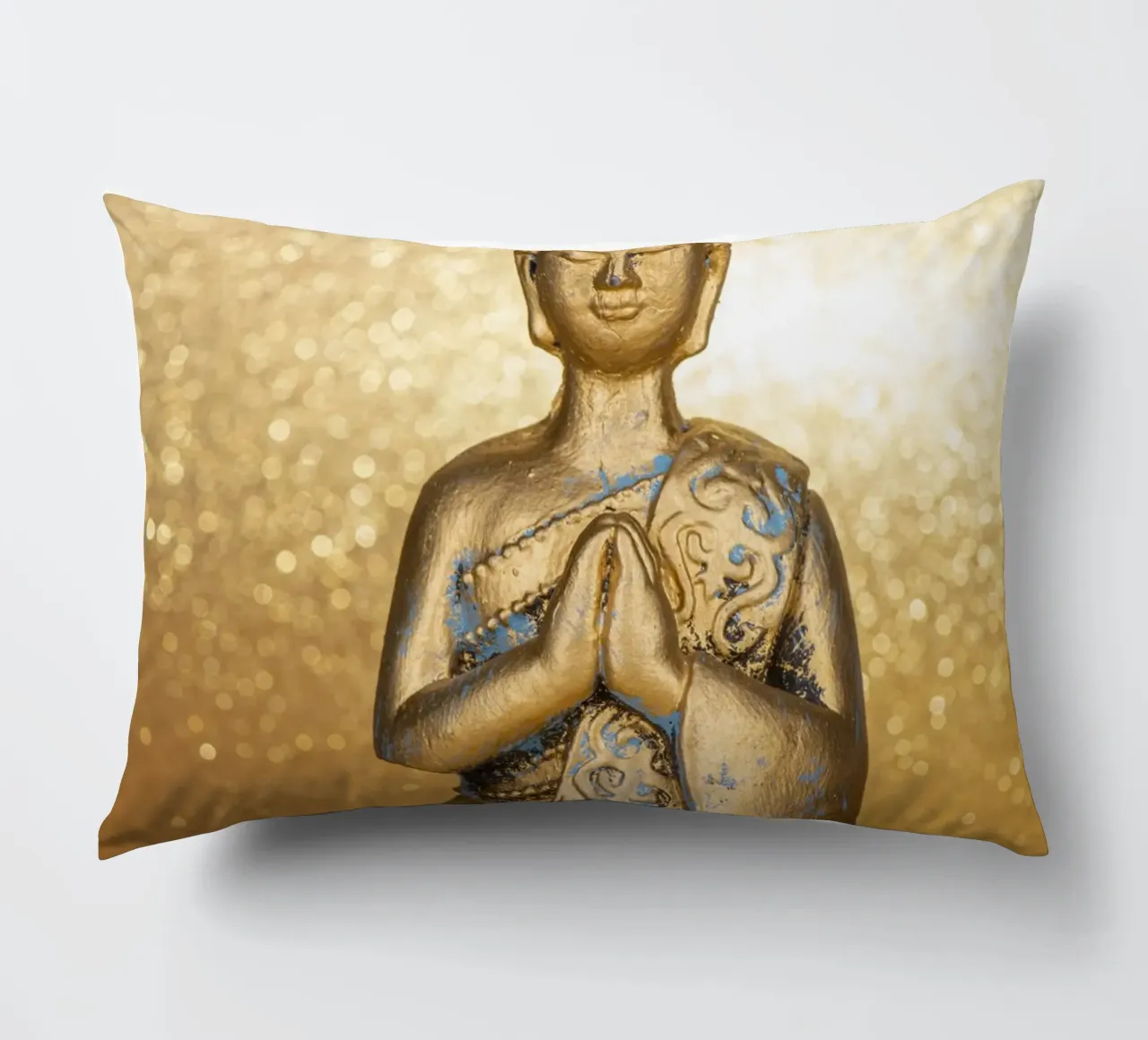 Buddha d'oro davanti a uno sfondo lucido cuscino da Bilderwelt - Kunst für die Wand