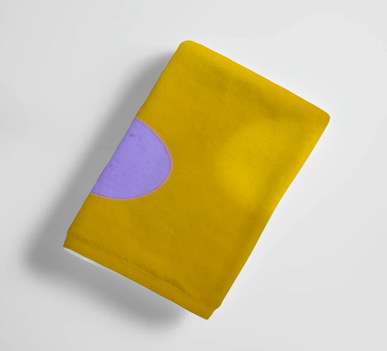 Bouddha doré devant un cercle de lumière jaune serviette de bain de Bilderwelt - Kunst für die Wand