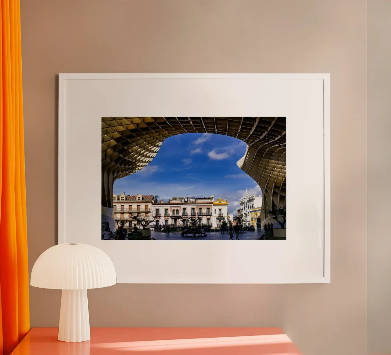 Setas de Sevilla con la vita cittadina in primo piano poster con telaio in plastica da Bilderwelt - Kunst für die Wand