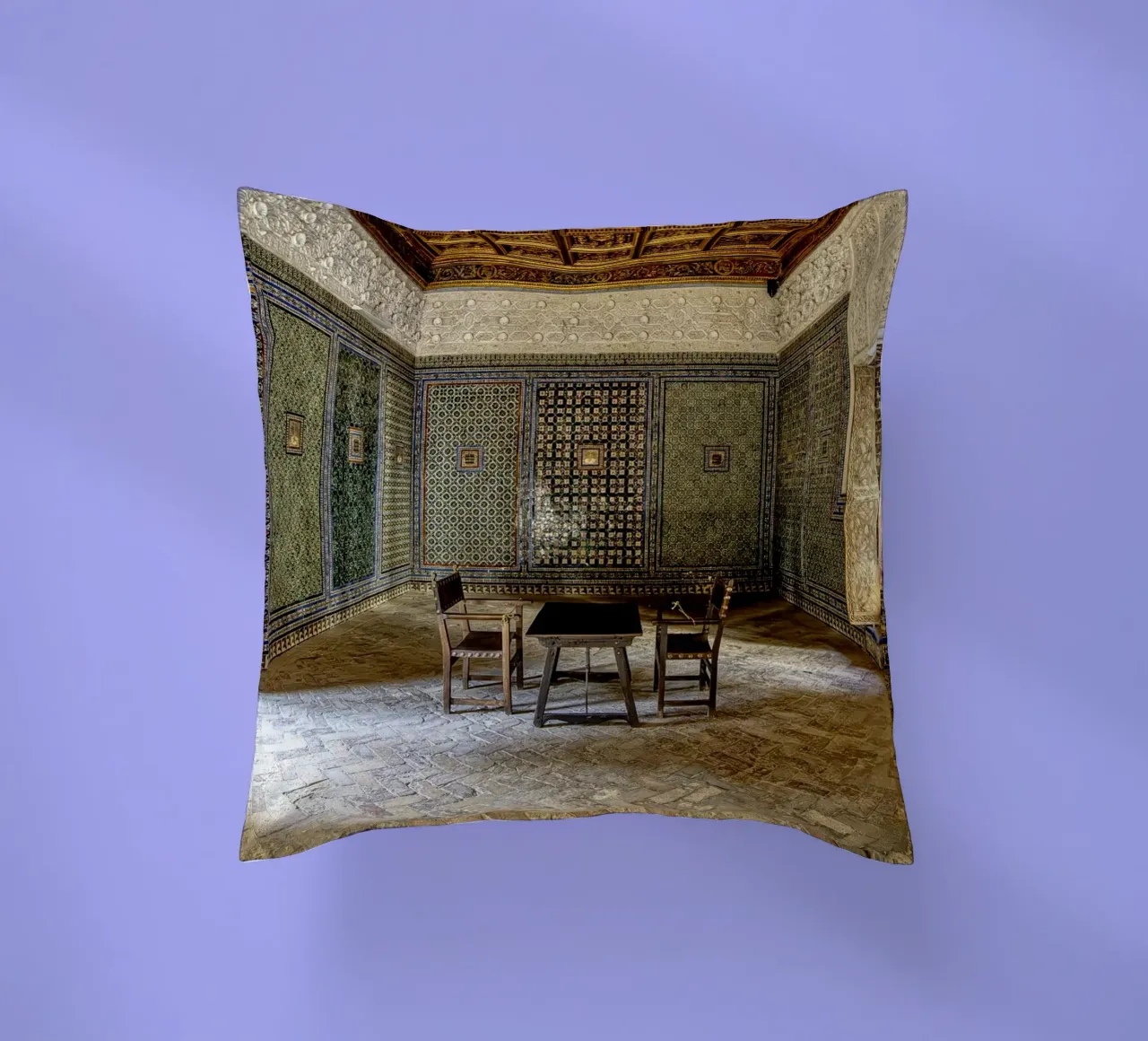 Mudéjar-Raum mit Fliesen und Holzdecke Kissen von Bilderwelt - Kunst für die Wand