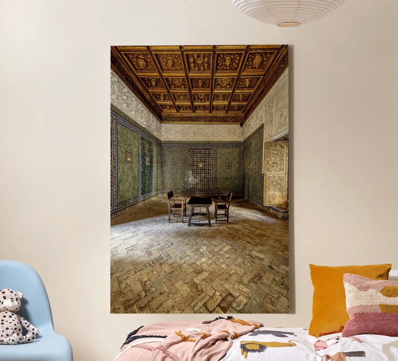 Camera mudéjar con piastrelle e soffitto in legno tela da Bilderwelt - Kunst für die Wand