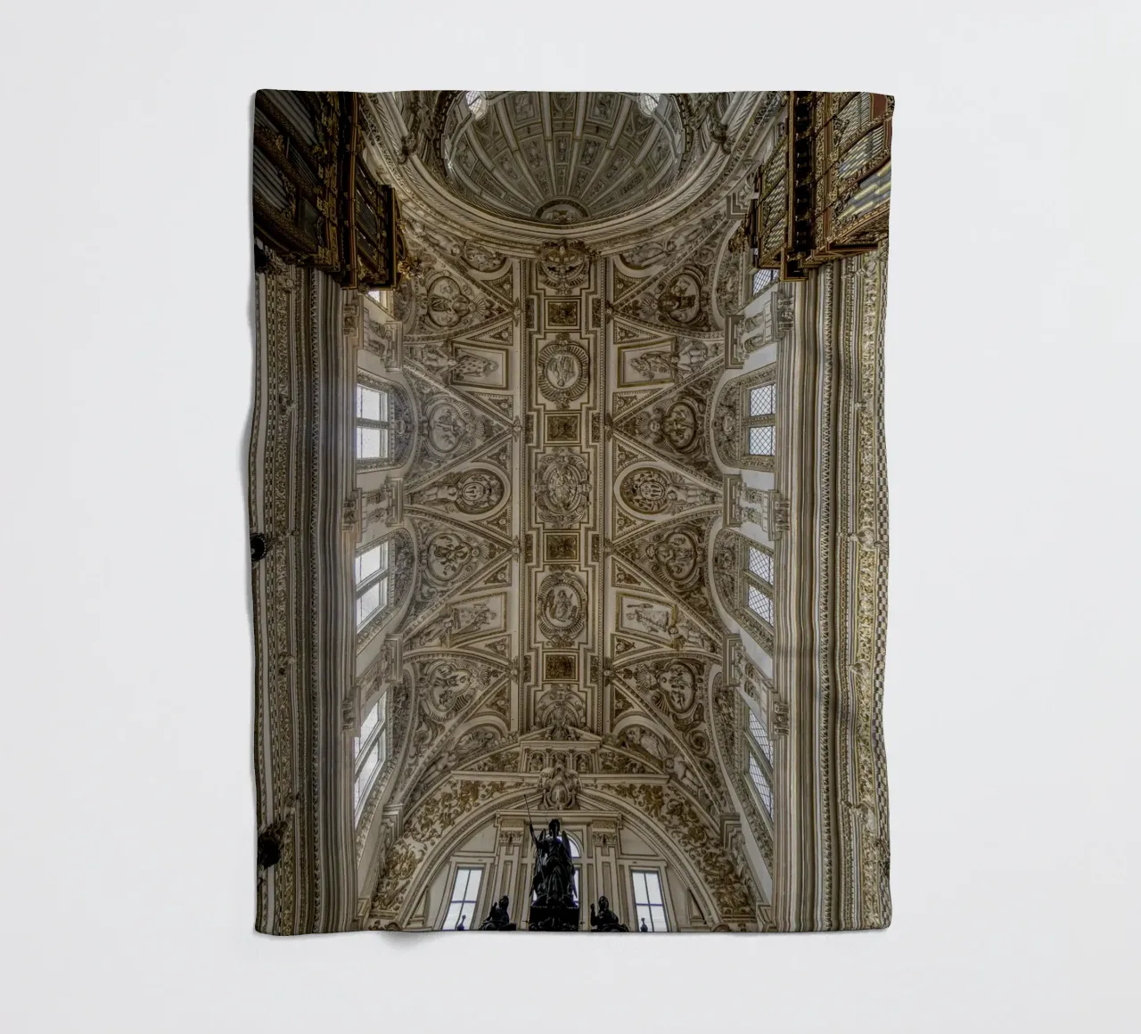 Baroque sacred architecture in the Mezquita fleece blanket by Bilderwelt - Kunst für die Wand