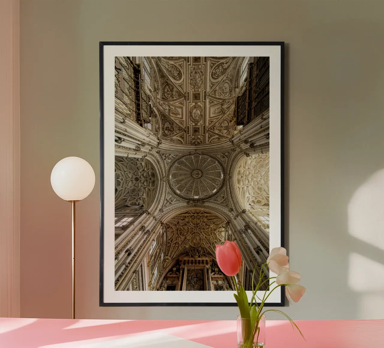 Voûte gothique avec guidage lumineux à Cordoue poster de Bilderwelt - Kunst für die Wand