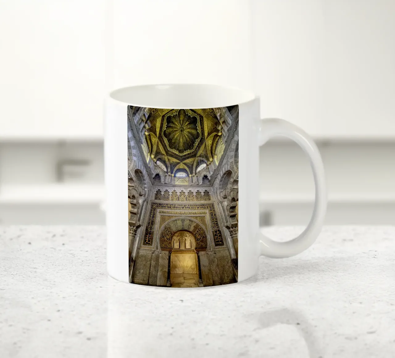 Portail et voûte mauresque à Cordoue mug en céramique de Bilderwelt - Kunst für die Wand