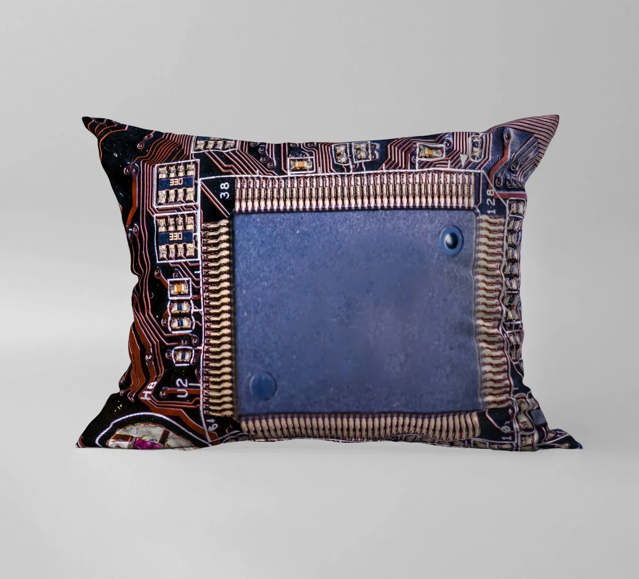 Microprocessor on printed circuit board in detail decorative cushion by Bilderwelt - Kunst für die Wand