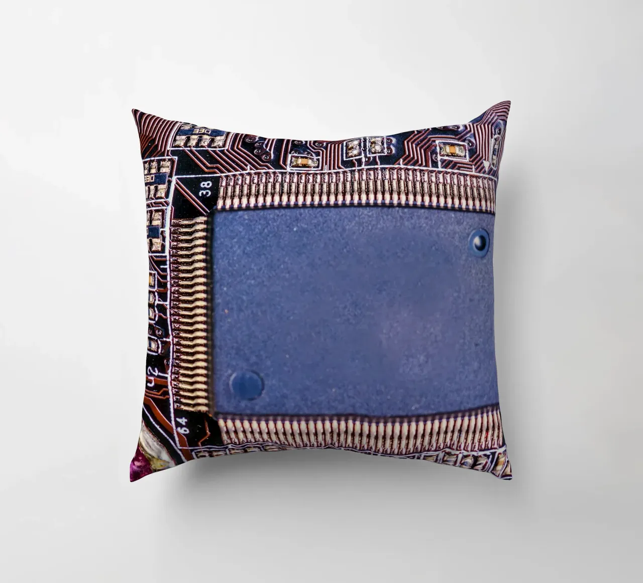 Microprocessor on printed circuit board in detail decorative cushion by Bilderwelt - Kunst für die Wand