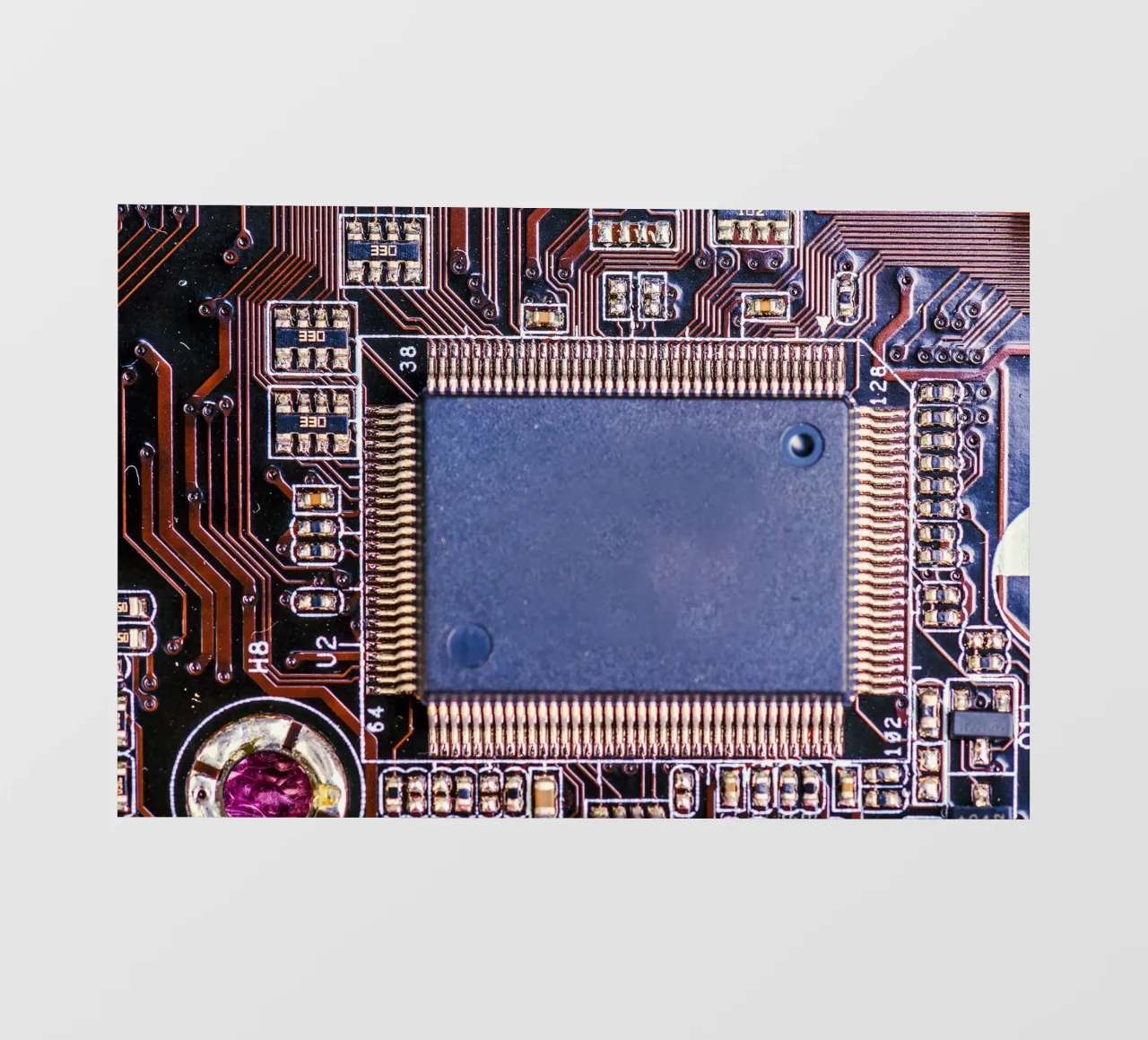 Microprocessore su circuito stampato in dettaglio pellicola backlit da Bilderwelt - Kunst für die Wand
