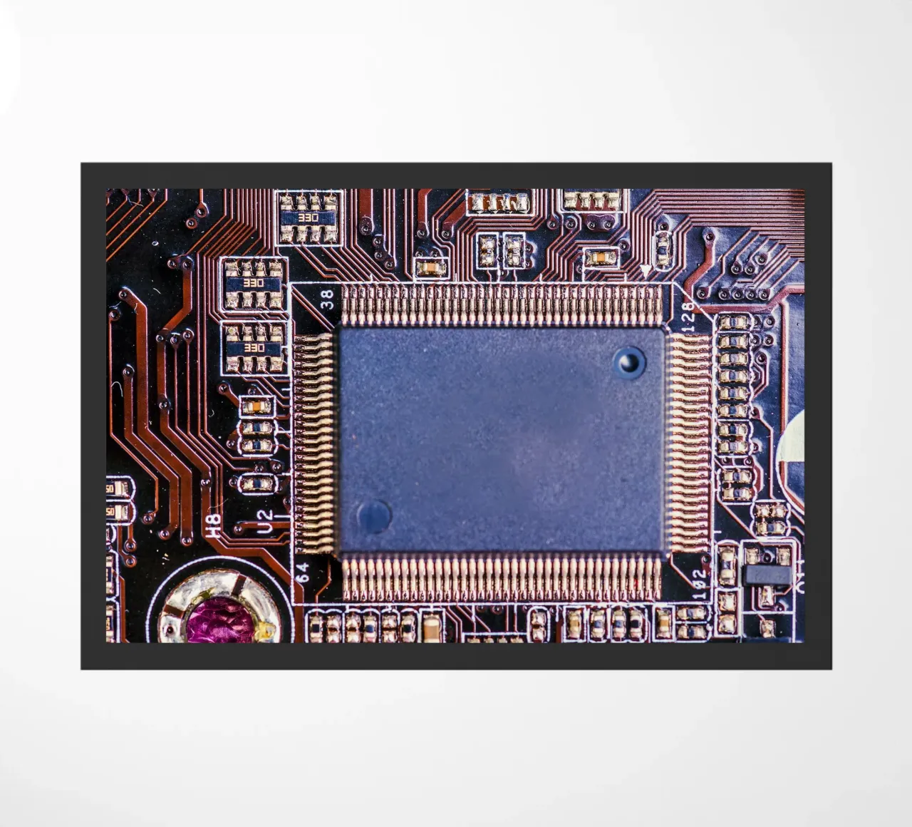 Microprocessor on printed circuit board in detail doormat by Bilderwelt - Kunst für die Wand