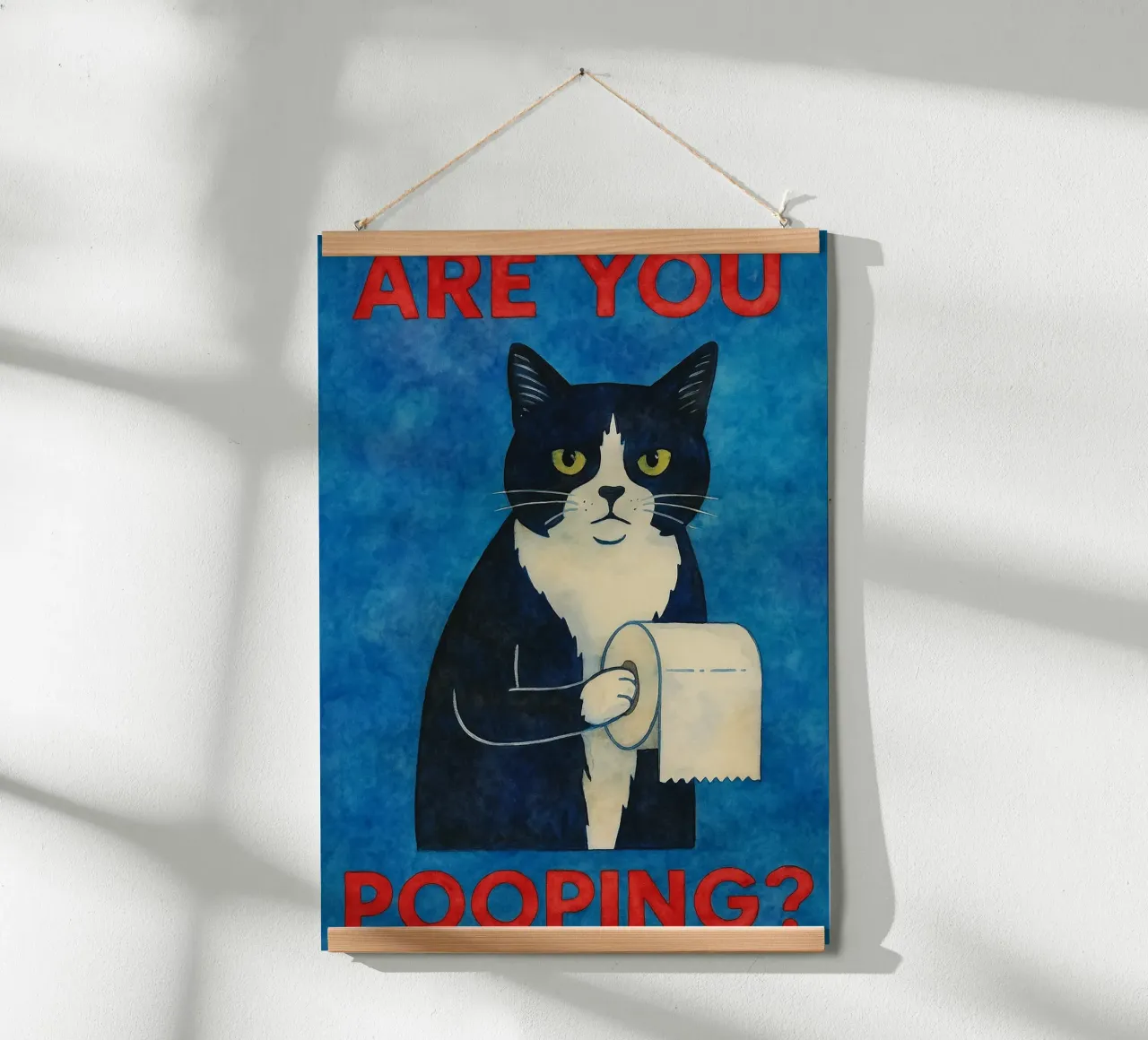 Stai facendo la cacca di gatto in bagno poster con telaio in alluminio da Mirage