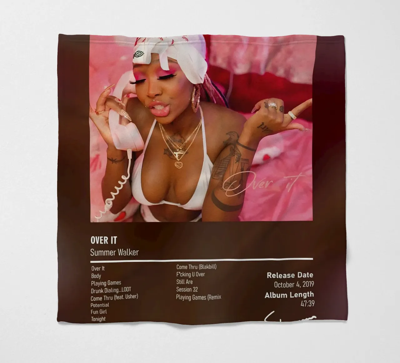 Over It (2019) Summer Walker coperta in pile da DGUnder