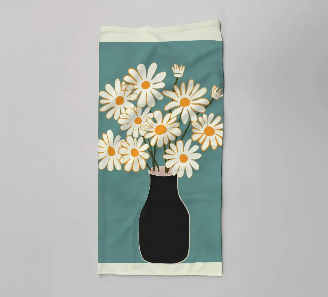 White Daisy Bouquets in Vase 1 asciugamano da bagno da cityart