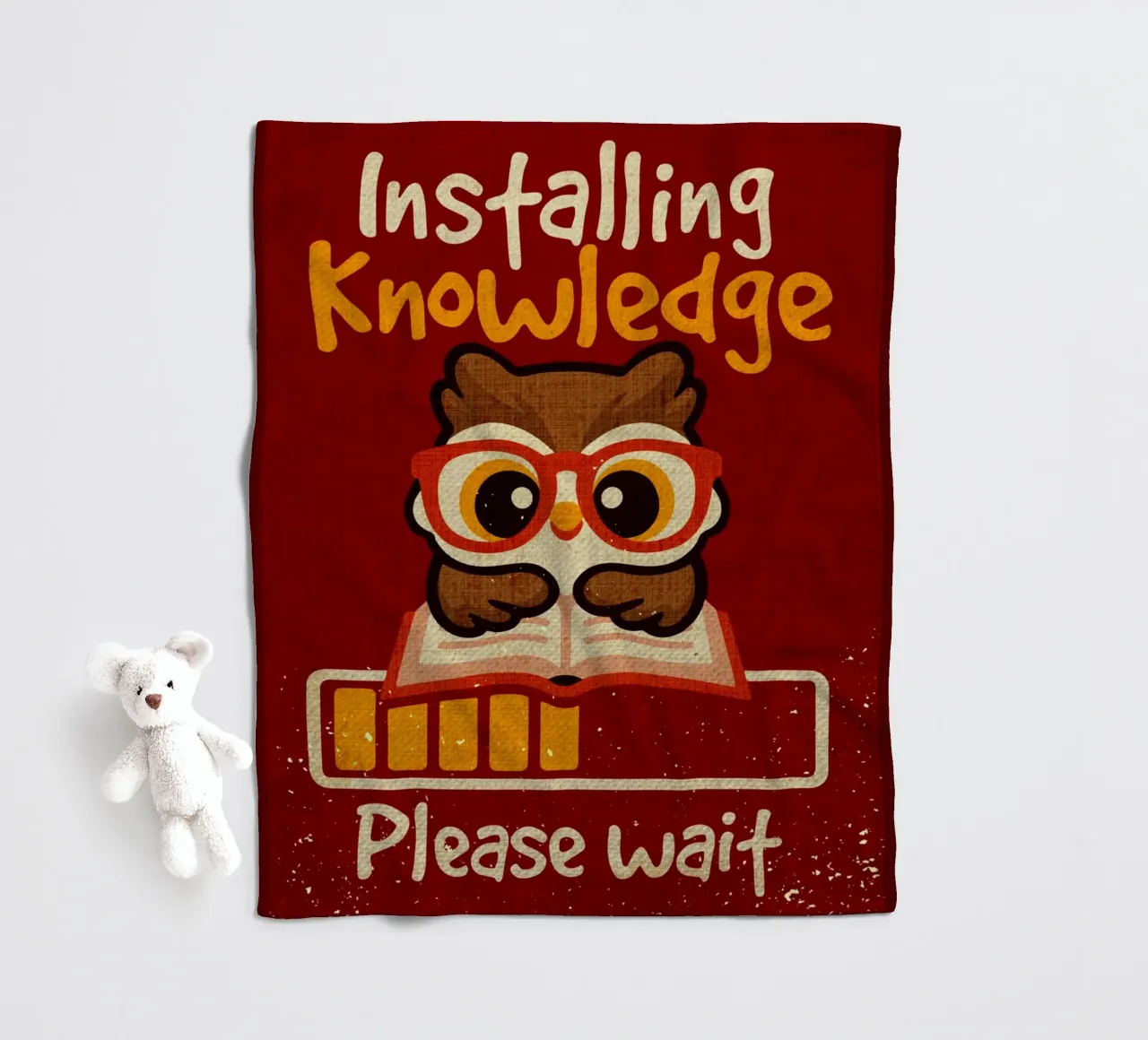 Installazione di knowledge owl coperta in pile da Andrew S Morrison