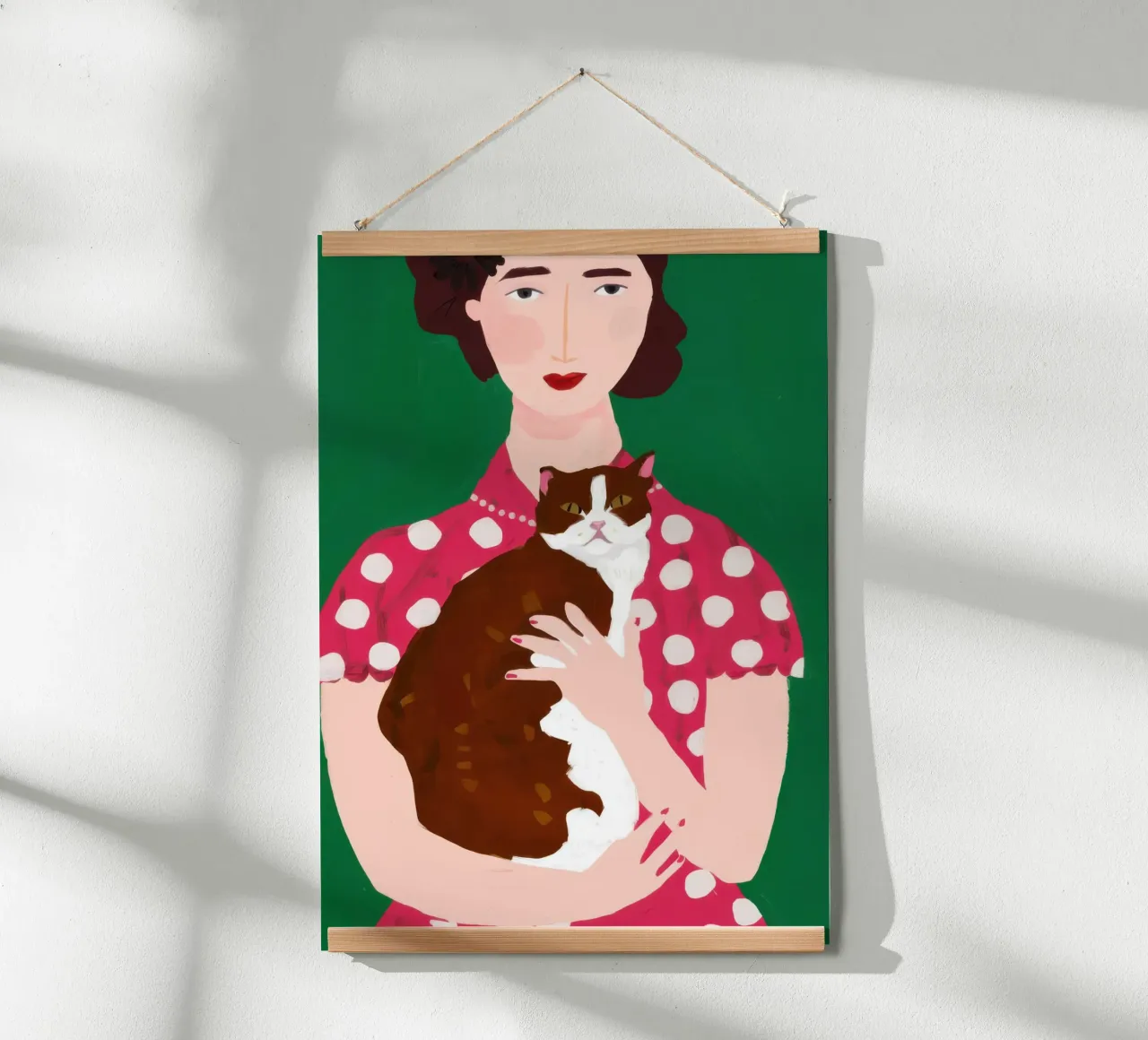 Abbraccio per animali a pois poster con telaio in plastica da Giant Foxs