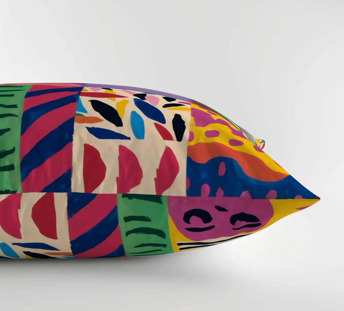 Pattern patchwork gioioso cuscino da Monuments Fire