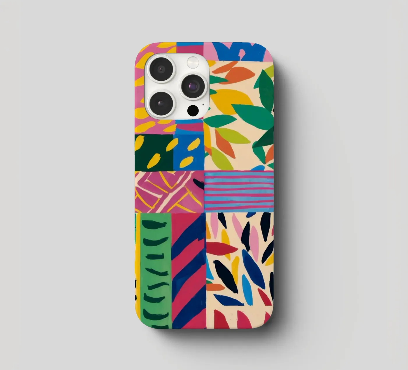 Pattern patchwork gioioso cover iphone da Monuments Fire