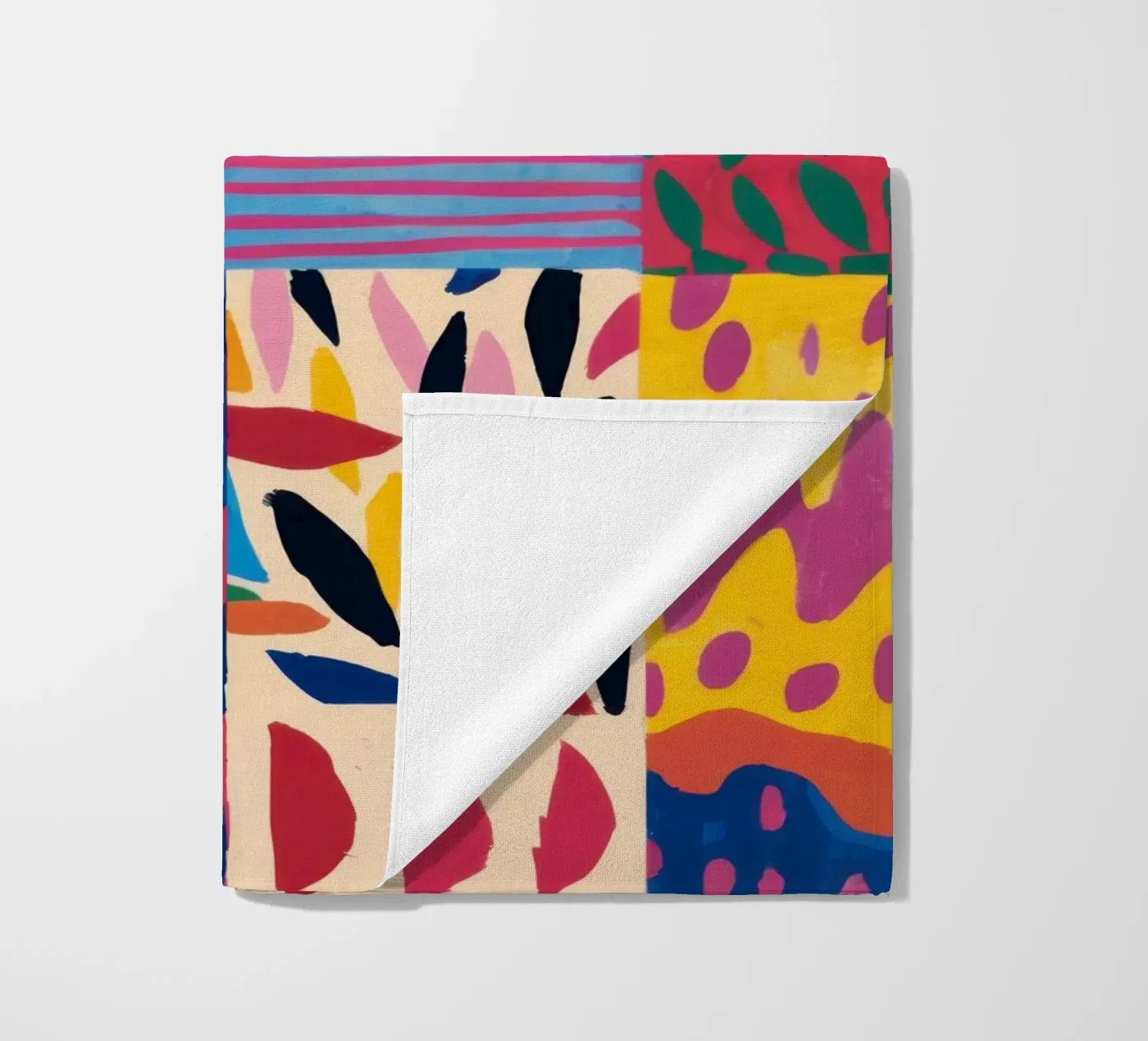 Joyful Pattern Patchwork serviette de plage de Monuments Fire