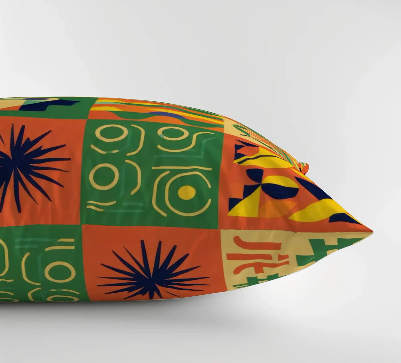 Geometric Sun Tile cuscino da Monuments Fire