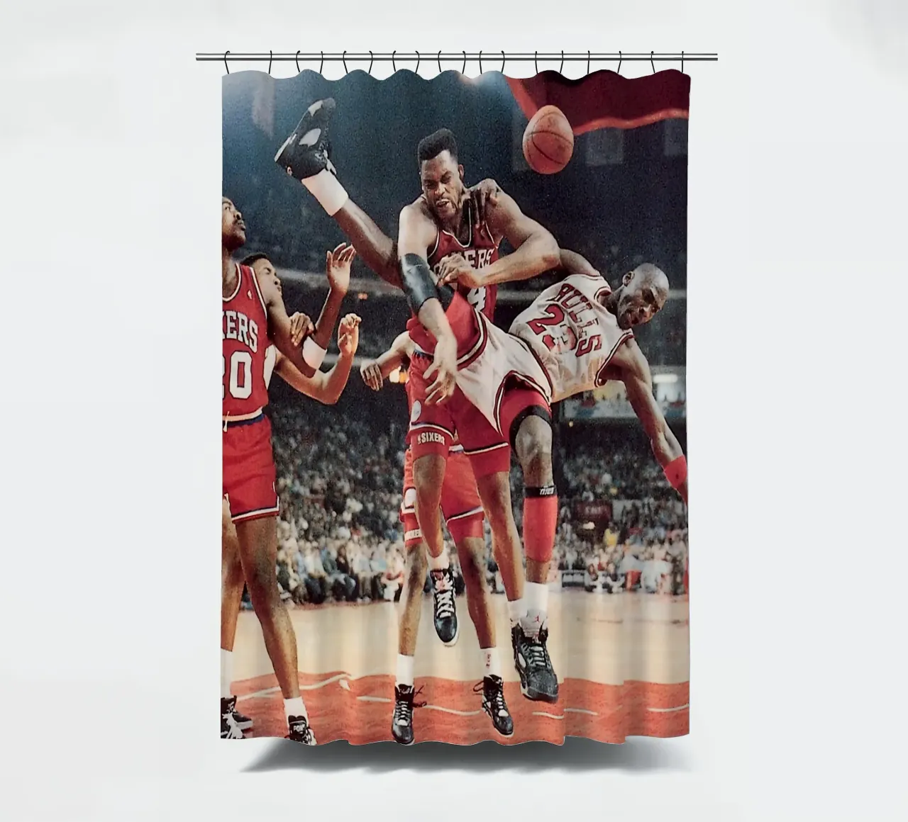 Jordan in azione tenda da doccia da FAKE ARTWORK STORE
