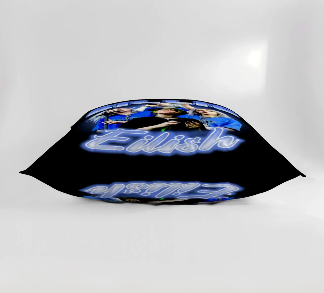 Bootleg vintage di Billie Eilish cuscino da https://www.juniqe.com/uk/shop/Henndraws