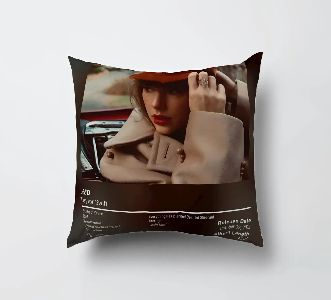 Red (2012) by Taylor Swift cuscino da DGUnder
