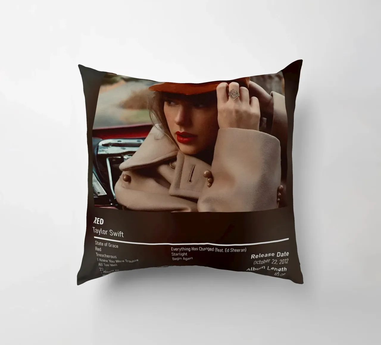 Red (2012) by Taylor Swift cuscino da DGUnder