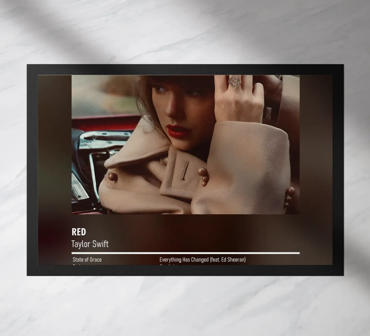 Red (2012) by Taylor Swift zerbino da DGUnder