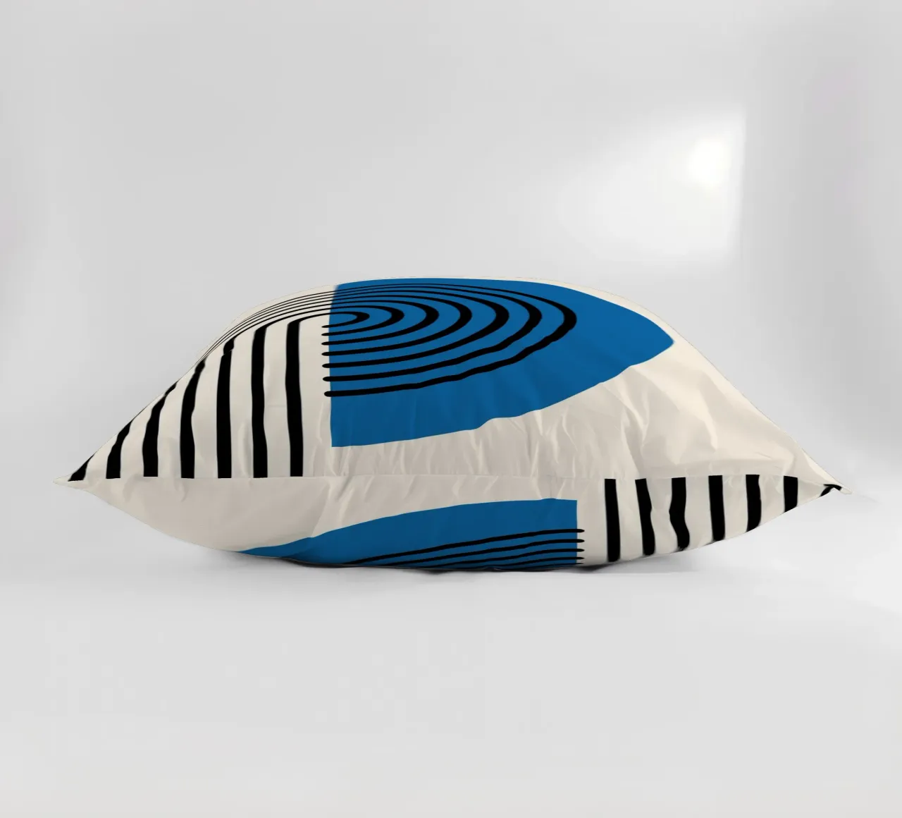 Linea Bauhaus a semicerchio - Grafica blu e nera cuscino da Studio Vibe