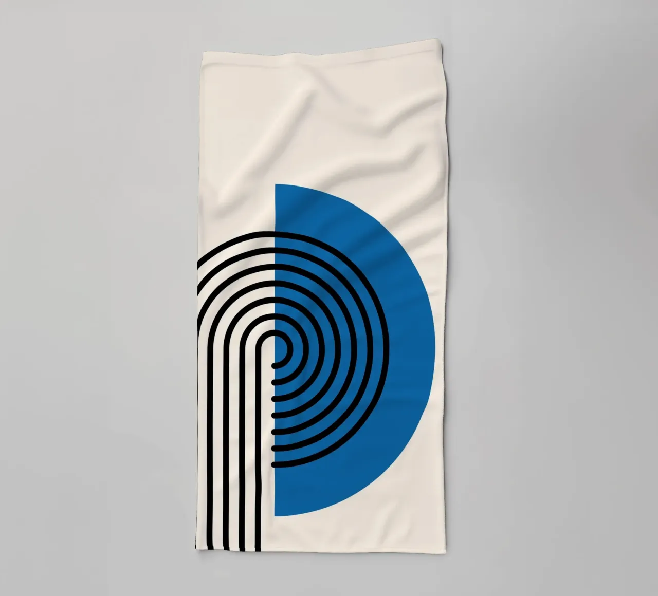 Linea Bauhaus a semicerchio - Grafica blu e nera asciugamano da bagno da Studio Vibe