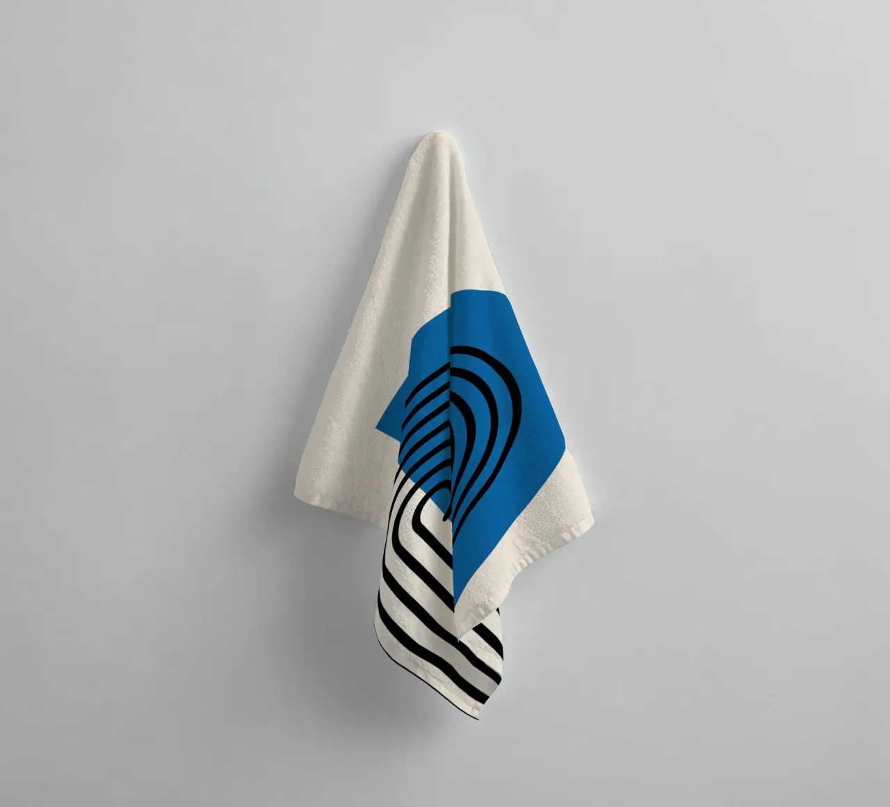 Linea Bauhaus a semicerchio - Grafica blu e nera asciugamano da bagno da Studio Vibe
