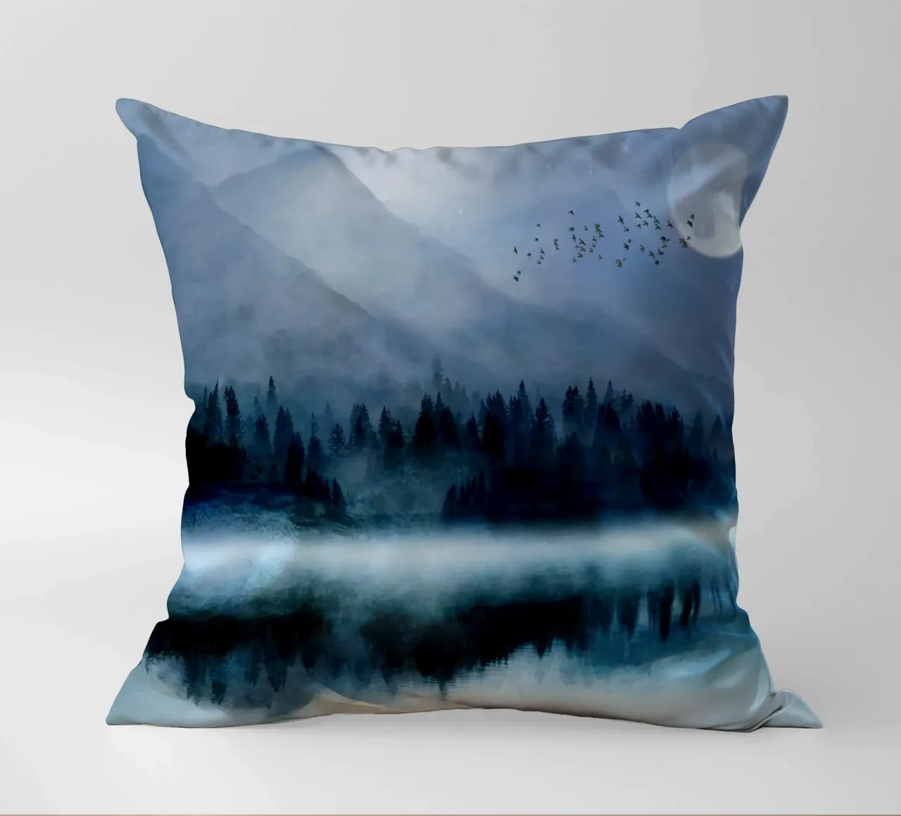 Mountainscape Under The Moonlight cuscino da Nadjaa