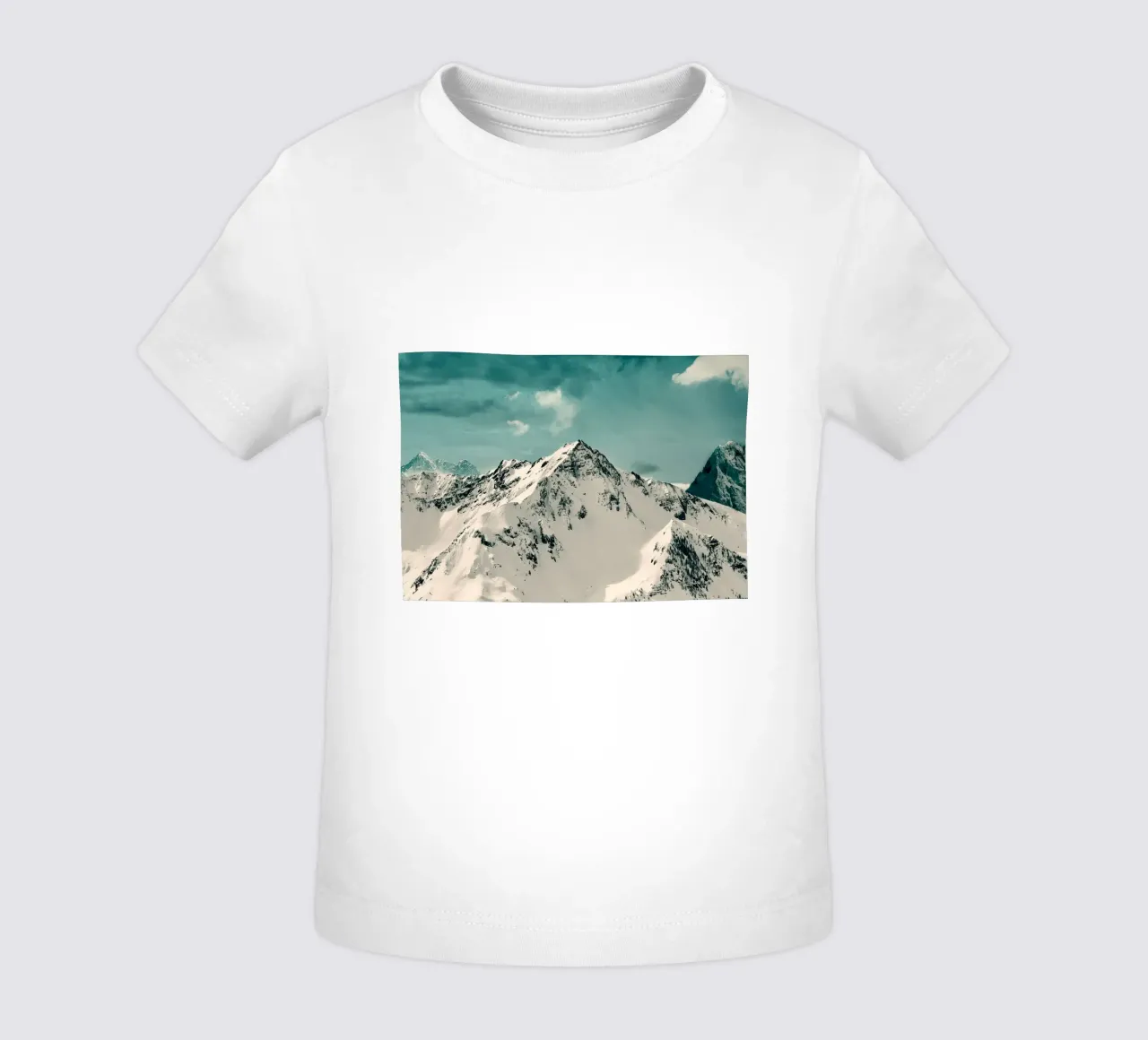 Snow Peak Baby T-Shirt von Nadjaa