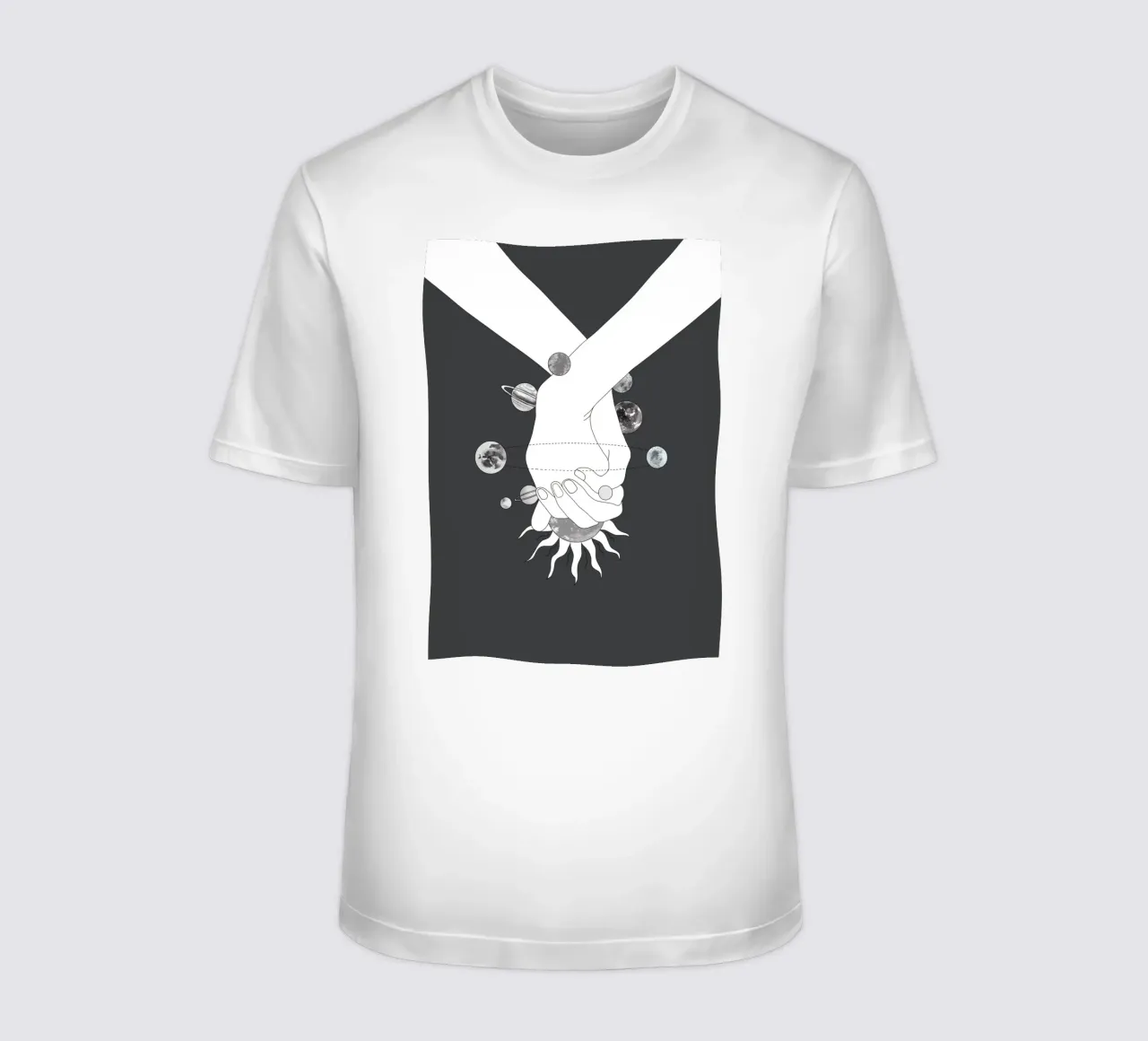 Everything Revolves Around Us II t-shirt da Nadjaa