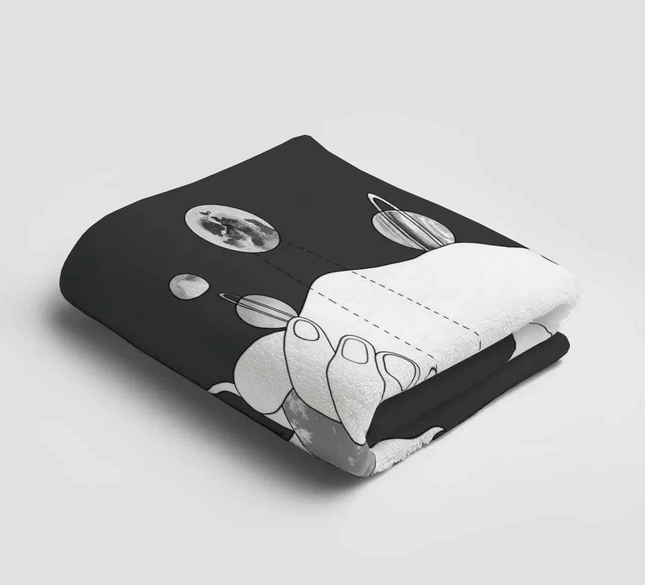 Everything Revolves Around Us II asciugamano da bagno da Nadjaa