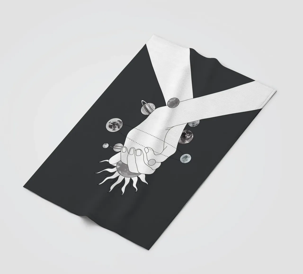 Everything Revolves Around Us II coperta in pile da Nadjaa