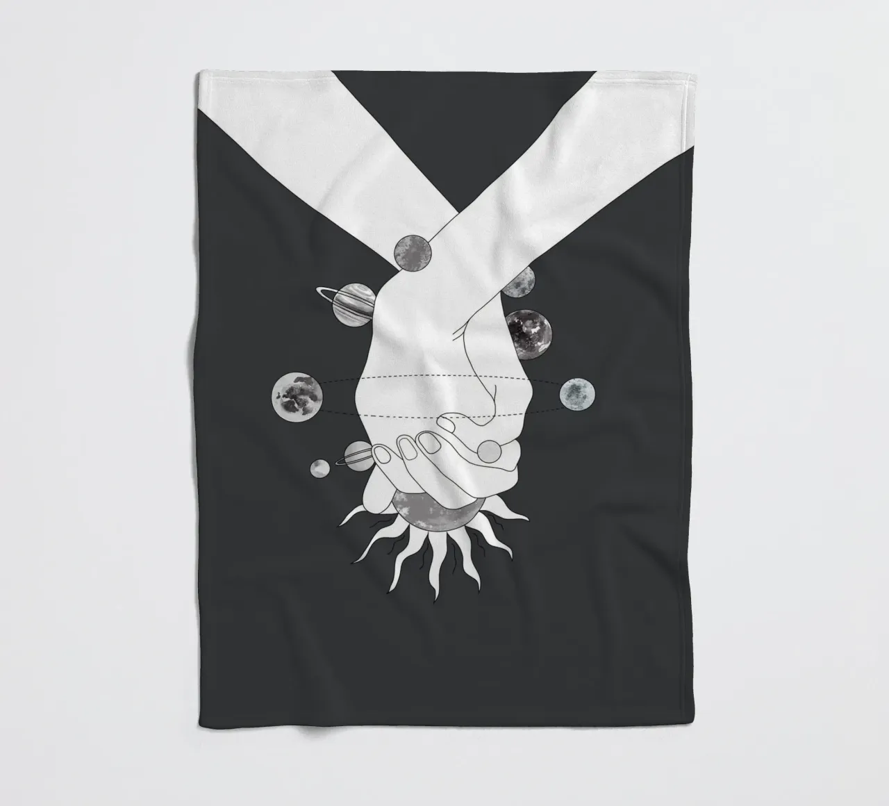 Everything Revolves Around Us II coperta in pile da Nadjaa