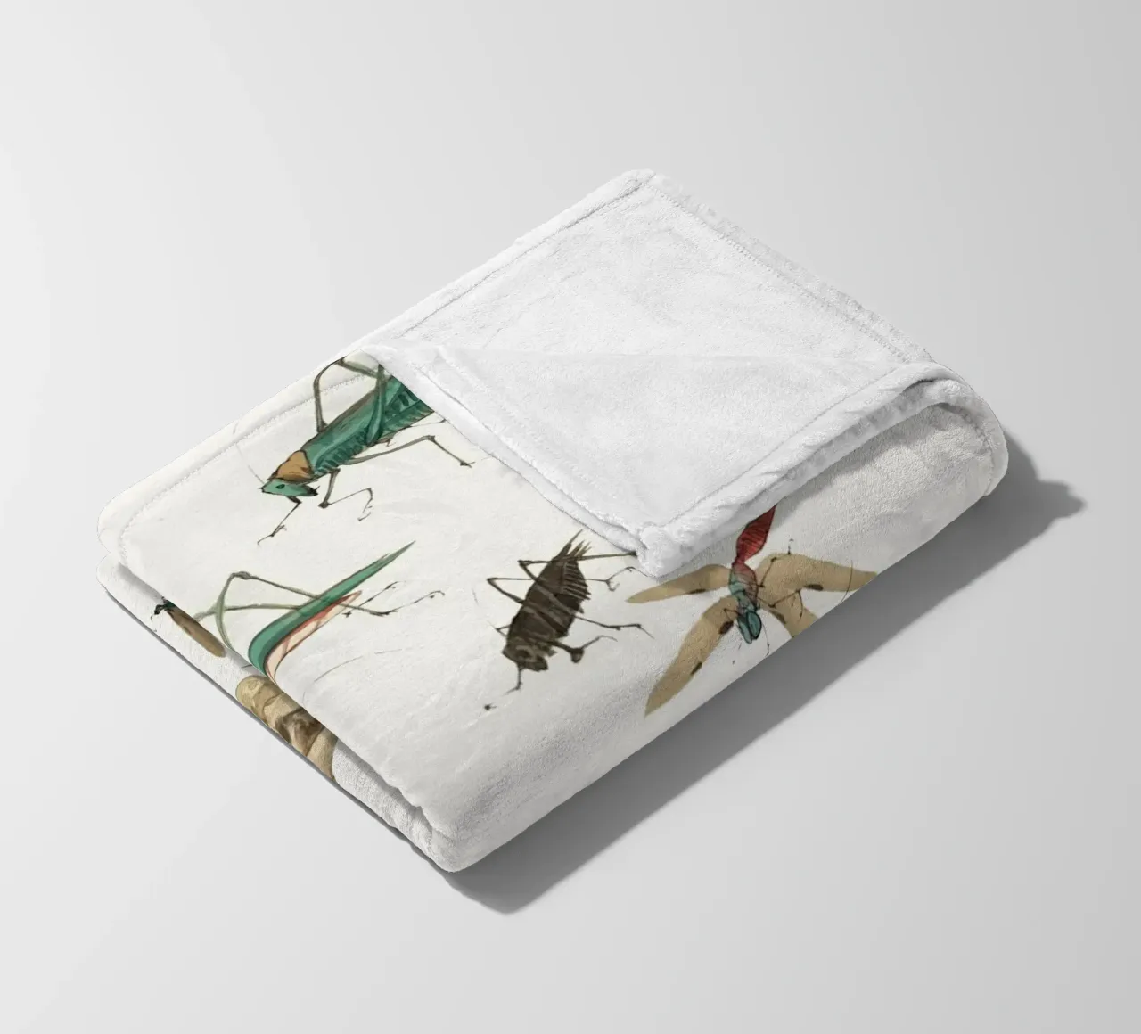 Insects frogs and a snail coperta in pile da Nadjaa