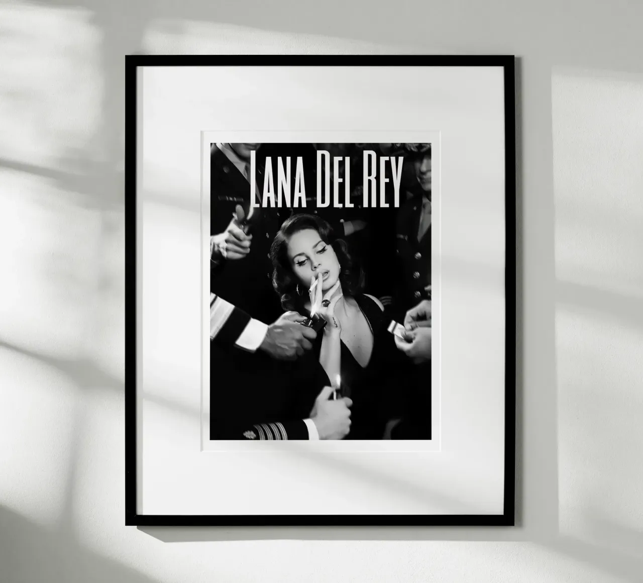Il fumo iconico di Lana Del Rey poster da licongeilish