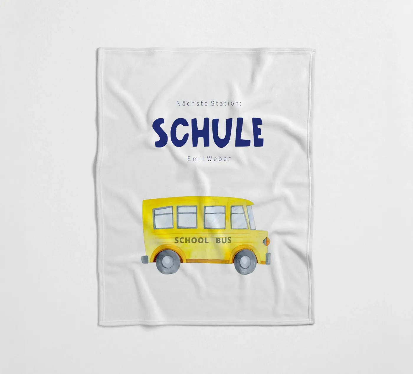 Schulbus Fleecedecke von Kartenliebe